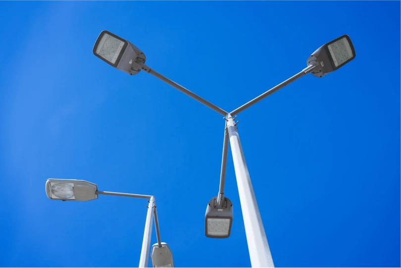 Smart lamp poles