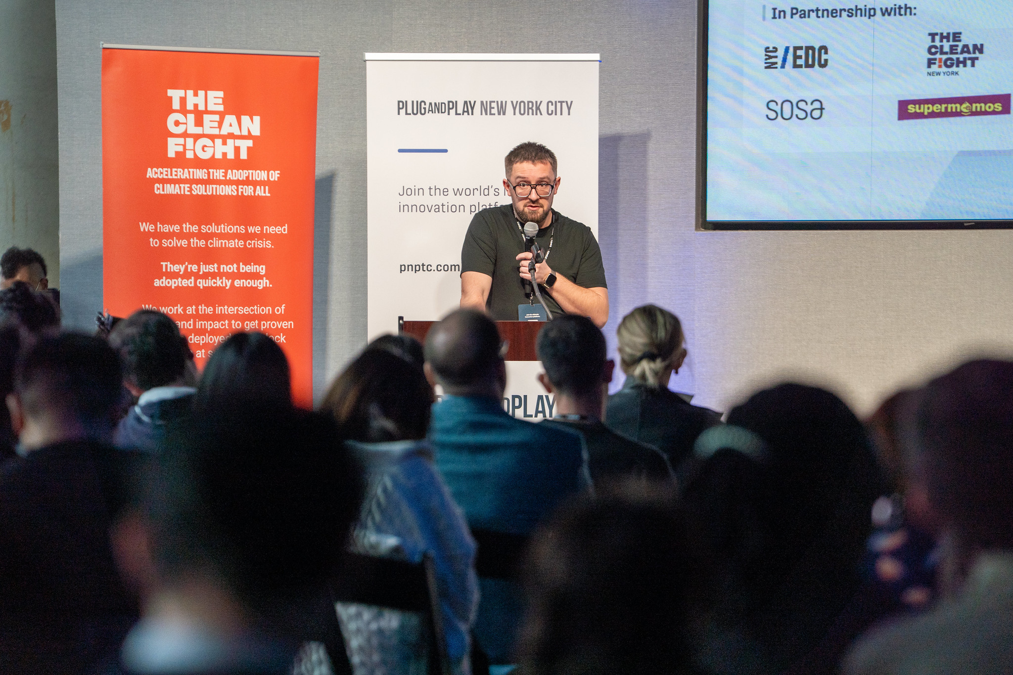 CTHINGS.CO's CEO Arnold Wierzejski presenting at Plug and Play NYC Launch Event